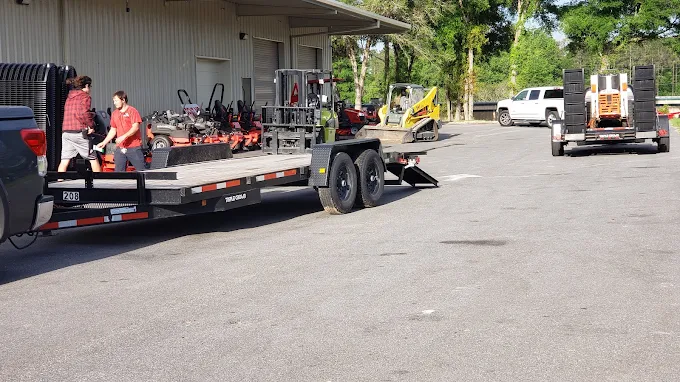 Renting With Lowery’s Eliminates Long-Term Trailer Costs